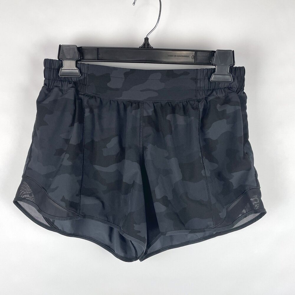 Lululemon Hotty Hot Low Rise Shorts 4" Lined Camo Deep Coal Gray Size 8